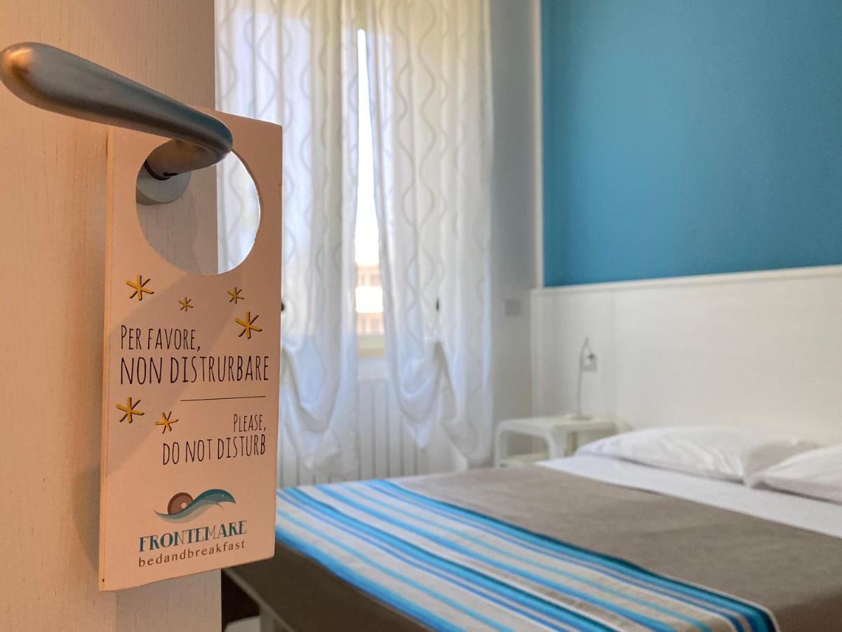 Frontemare Rooms Porto Cesareo Bagian luar foto