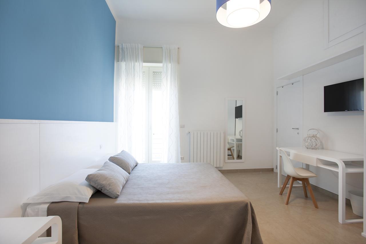 Frontemare Rooms Porto Cesareo Bagian luar foto